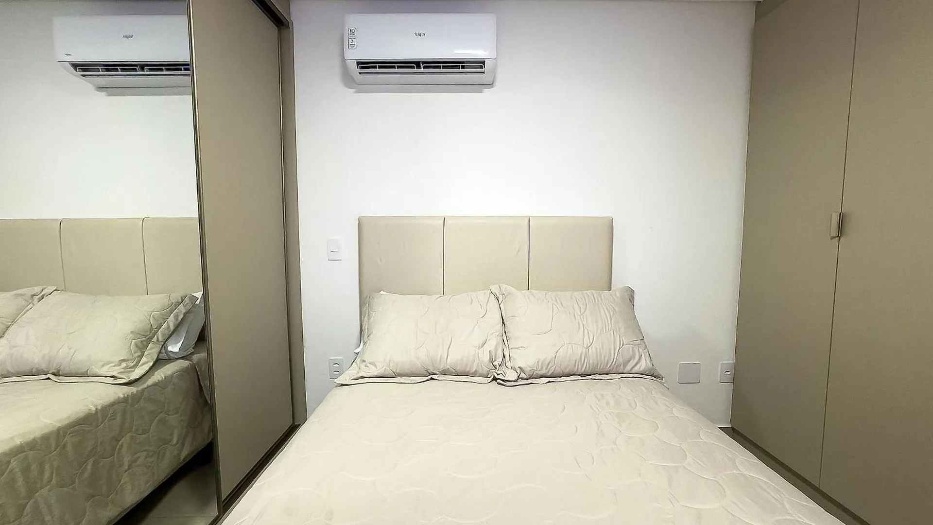 Apto/Studio Em Brusque, Moderno E Confortavel. Appartamento